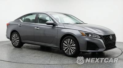 2025 Nissan Altima SV - zdjęcie 1 z 10 - miniatura