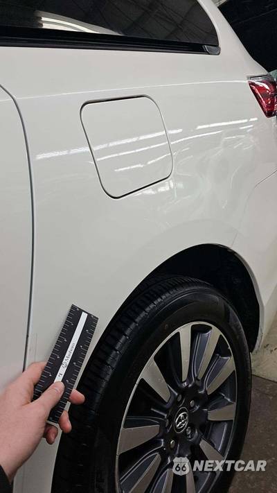 2020 Toyota Sienna XLE 7-Passenger 119.3" WB - zdjęcie 35 z 38 - miniatura