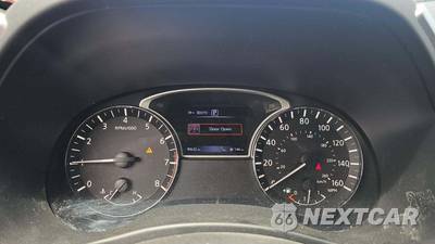 2017 Nissan Pathfinder SL - zdjęcie 19 z 38 - miniatura