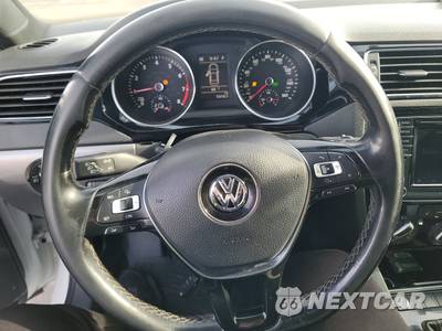 2016 Volkswagen Jetta Sport - zdjęcie 10 z 30 - miniatura
