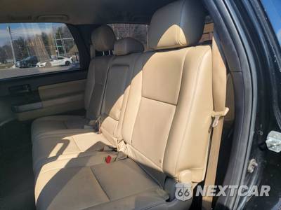 2012 Toyota Sequoia SR5 - zdjęcie 12 z 26 - miniatura