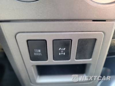 2012 Toyota Sequoia SR5 - zdjęcie 22 z 26 - miniatura