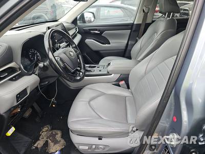 2021 Toyota Highlander XLE - zdjęcie 7 z 27 - miniatura