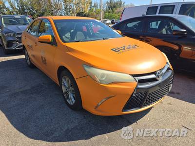 2016 Toyota Camry SE - zdjęcie 3 z 26 - miniatura