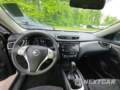 2016 Nissan Rogue SV - zdjęcie 11 z 29 - miniatura