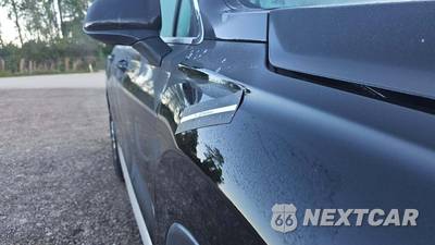 2020 Hyundai Santa Fe SE - zdjęcie 20 z 27 - miniatura