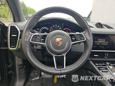 2022 Porsche Cayenne - zdjęcie 10 z 25 - miniatura