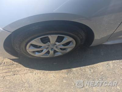 2022 Toyota Corolla LE Sedan - zdjęcie 8 z 21 - miniatura