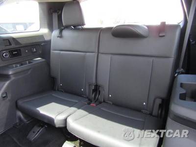 2025 Hyundai Santa Fe Limited - zdjęcie 17 z 28 - miniatura