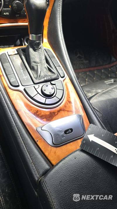 2009 Mercedes-Benz SL 550 Convertible - zdjęcie 72 z 72 - miniatura