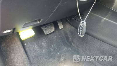 2025 Hyundai Venue SEL - zdjęcie 18 z 20 - miniatura