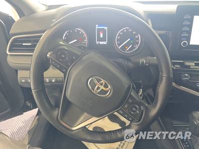 2024 Toyota Camry SE - zdjęcie 10 z 23 - miniatura