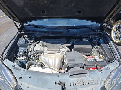 2016 Toyota Camry XSE - zdjęcie 15 z 56 - miniatura