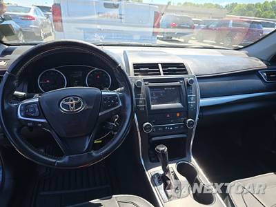 2016 Toyota Camry XSE - zdjęcie 11 z 56 - miniatura
