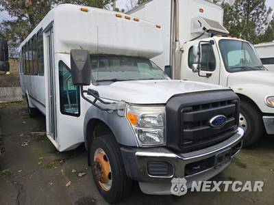 2011 Ford Super Duty F-550 Cab Chassis XL Regular Cab DRW - zdjęcie 3 z 33 - miniatura