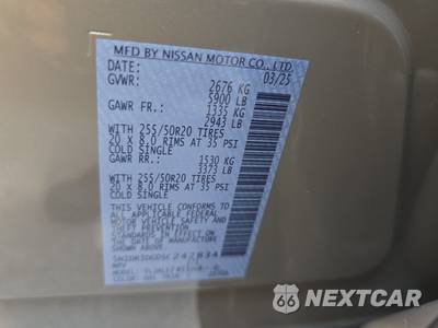 2025 Nissan Pathfinder Platinum - zdjęcie 15 z 24 - miniatura