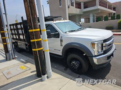 2019 Ford Super Duty F-550 Cab Chassis XLT Crew Cab DRW - zdjęcie 3 z 32 - miniatura