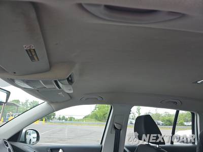 2009 Volkswagen Tiguan SE - zdjęcie 17 z 34 - miniatura