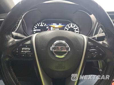 2017 Nissan Maxima SV - zdjęcie 10 z 27 - miniatura