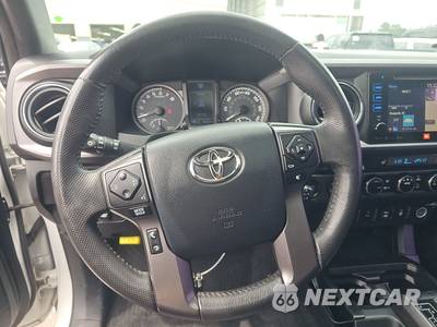 2017 Toyota Tacoma TRD Off-Road Crew Cab Medium Bed - zdjęcie 10 z 24 - miniatura