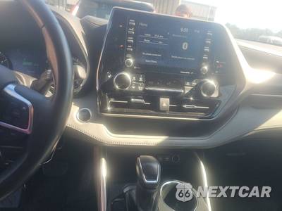 2021 Toyota Highlander XLE - zdjęcie 11 z 34 - miniatura