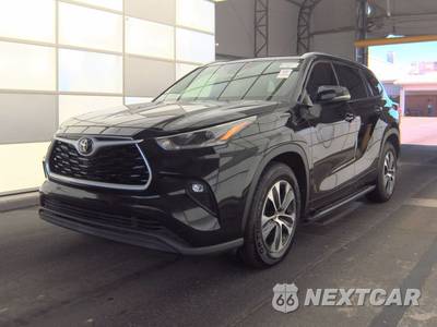 2021 Toyota Highlander XLE - zdjęcie 1 z 34 - miniatura