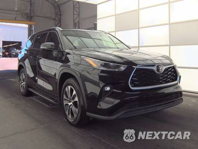 2021 Toyota Highlander XLE - zdjęcie 3 z 34 - miniatura