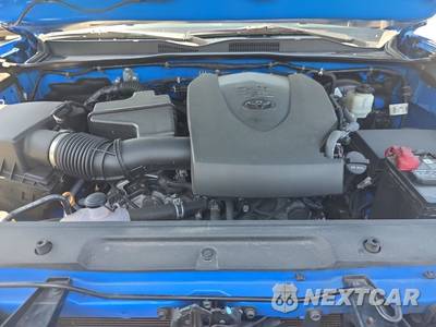 2020 Toyota Tacoma SR5 Crew Cab Medium Bed - zdjęcie 7 z 30 - miniatura