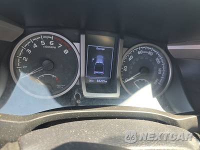 2020 Toyota Tacoma SR5 Crew Cab Medium Bed - zdjęcie 8 z 30 - miniatura