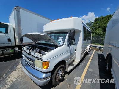 2005 Ford E-450 Base DRW