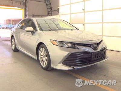 2018 Toyota Camry LE - zdjęcie 3 z 18 - miniatura