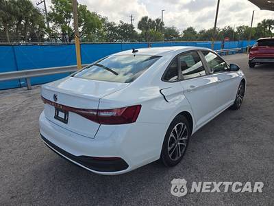 2025 Volkswagen Jetta Sport - zdjęcie 4 z 20 - miniatura