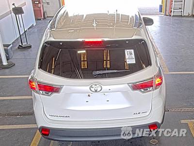2016 Toyota Highlander XLE - zdjęcie 5 z 19 - miniatura