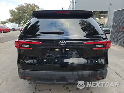 2025 Toyota Grand Highlander XLE - zdjęcie 5 z 26 - miniatura