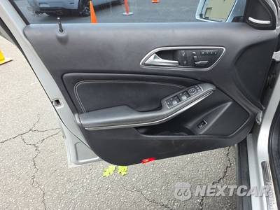 2015 Mercedes-Benz GLA 250 - zdjęcie 9 z 28 - miniatura