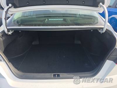 2025 Toyota Camry LE - zdjęcie 16 z 25 - miniatura