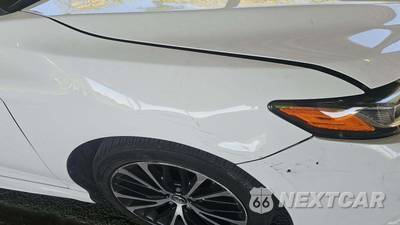 2018 Toyota Camry SE - zdjęcie 40 z 47 - miniatura
