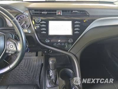 2018 Toyota Camry SE - zdjęcie 17 z 47 - miniatura