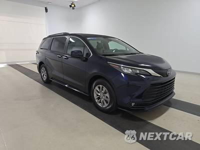 2026 Toyota Sienna XLE 8-Passenger 120.5" WB - zdjęcie 3 z 21 - miniatura