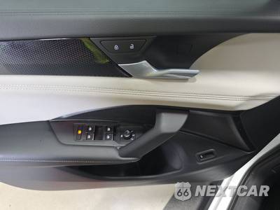 2025 Volkswagen Tiguan SE - zdjęcie 9 z 19 - miniatura