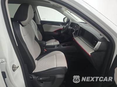 2025 Volkswagen Tiguan SE - zdjęcie 8 z 19 - miniatura