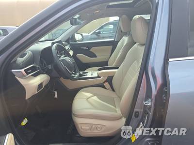 2023 Toyota Highlander XLE - zdjęcie 7 z 21 - miniatura