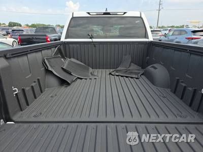 2024 Toyota Tundra SR5 Crew Cab Short Bed - zdjęcie 16 z 19 - miniatura