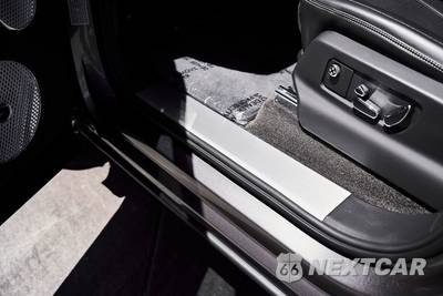 2024 Bentley Bentayga V8 - zdjęcie 33 z 82 - miniatura