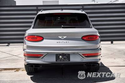 2024 Bentley Bentayga V8 - zdjęcie 14 z 82 - miniatura