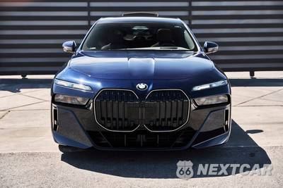 2025 BMW 7 Series Sedan 760i xDrive - zdjęcie 14 z 83 - miniatura