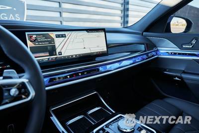 2025 BMW 7 Series Sedan 760i xDrive - zdjęcie 68 z 83 - miniatura