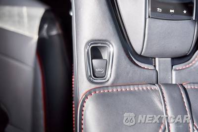 2023 Aston Martin DBS Convertible - zdjęcie 57 z 69 - miniatura