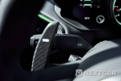 2023 Aston Martin Vantage V12 Coupe - zdjęcie 47 z 66 - miniatura