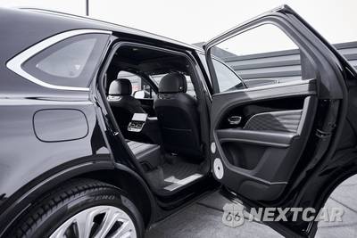 2023 Bentley Bentayga EWB Azure V8 - zdjęcie 26 z 87 - miniatura